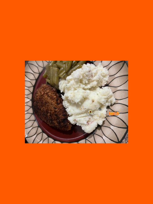 Fried Cube Steak, Baby Red Potatoes & Garlic String Beans